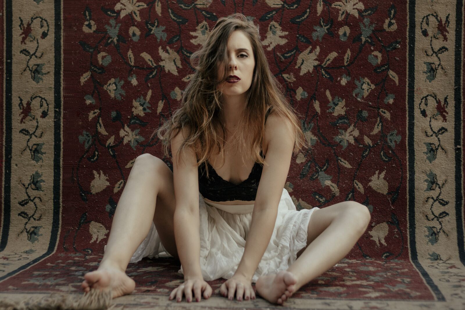 Canon EOS 60D + Canon EF 50mm F1.8 II sample photo. Hair, face, feet photography