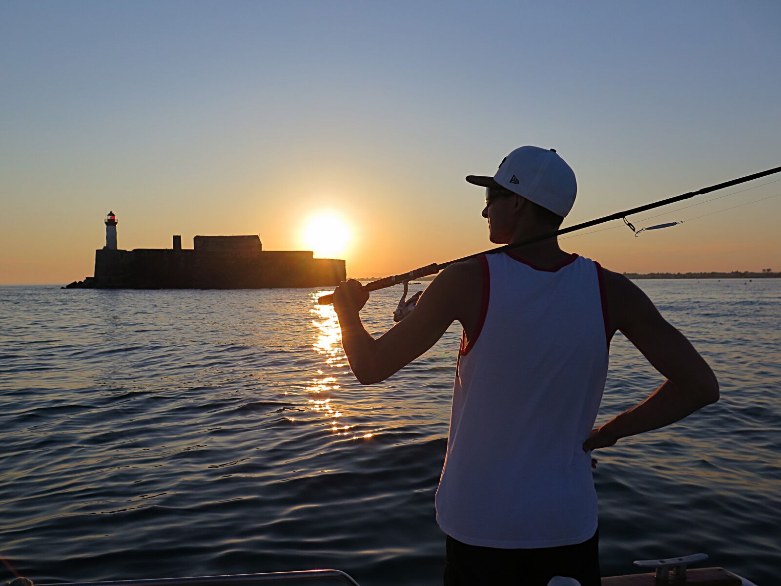Canon PowerShot G16 sample photo. Fishing, fisherman, sea photography