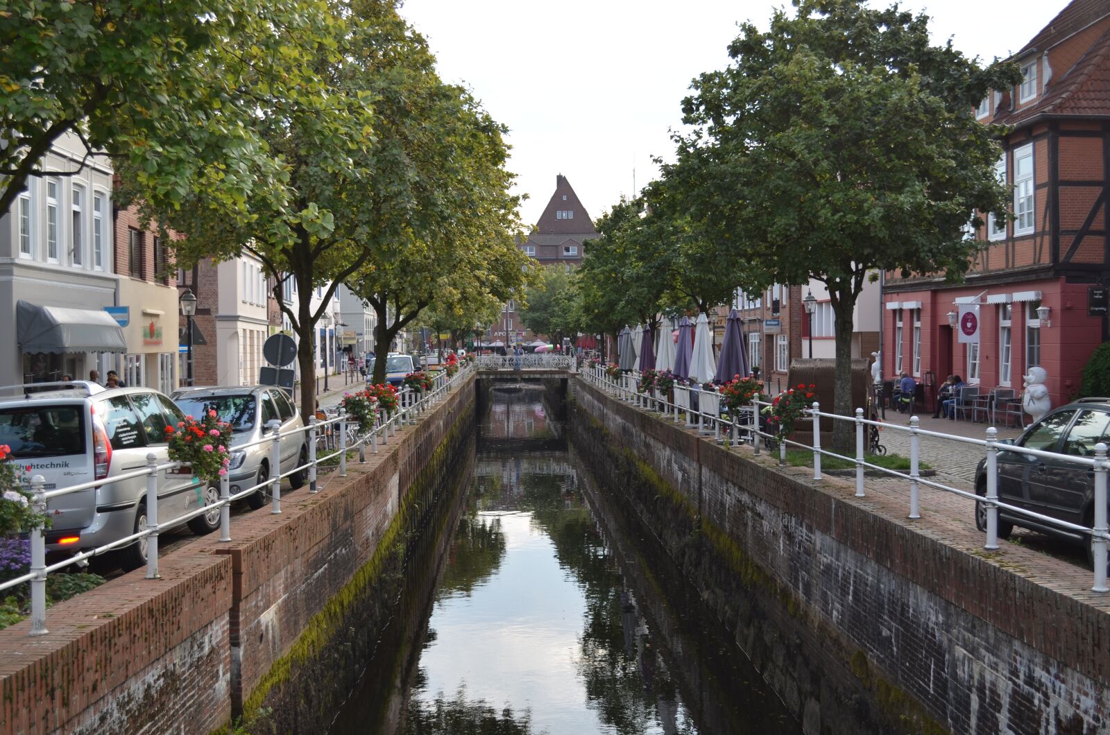 Nikon D5100 sample photo. Buxtehude, channel, water photography