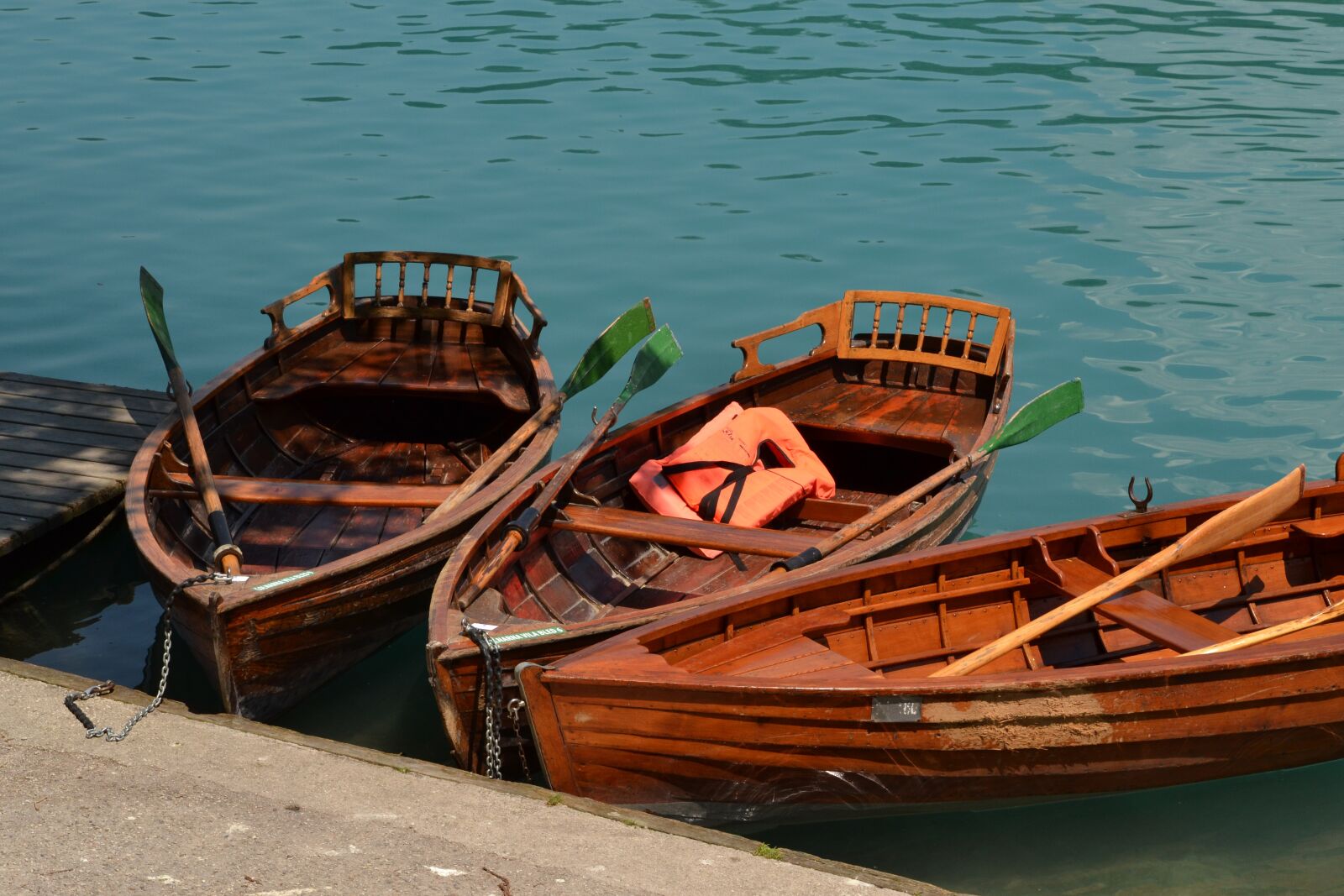Nikon D3100 sample photo. Bled, boat, slovenia photography