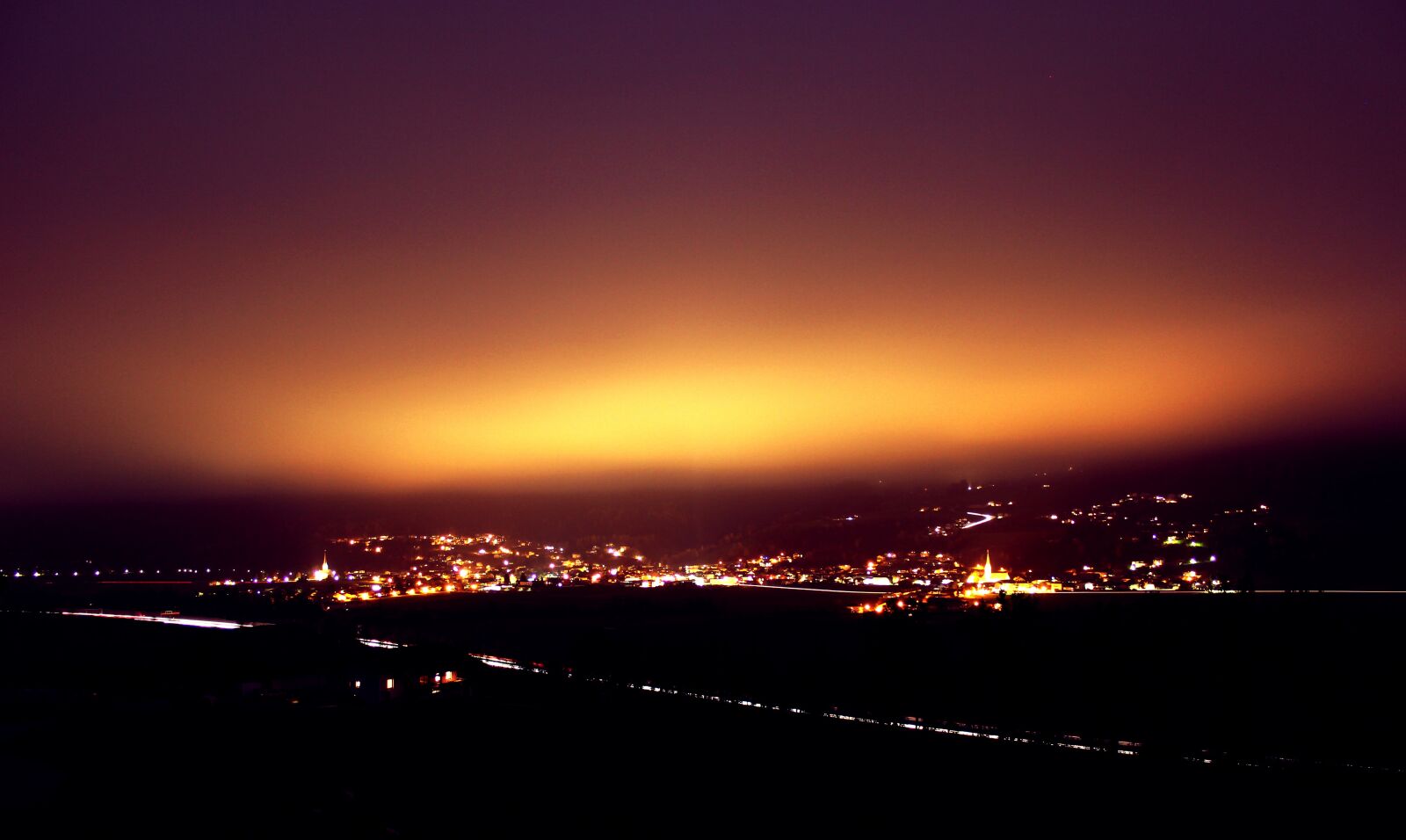 Canon EOS 600D (Rebel EOS T3i / EOS Kiss X5) sample photo. Night, fog, darkness photography