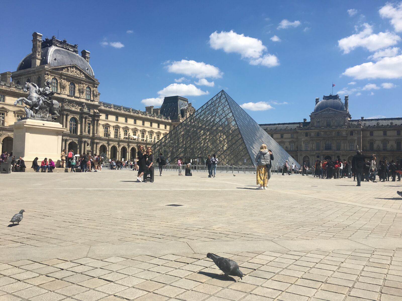 Apple iPhone 6s sample photo. Louvre, paris, france photography