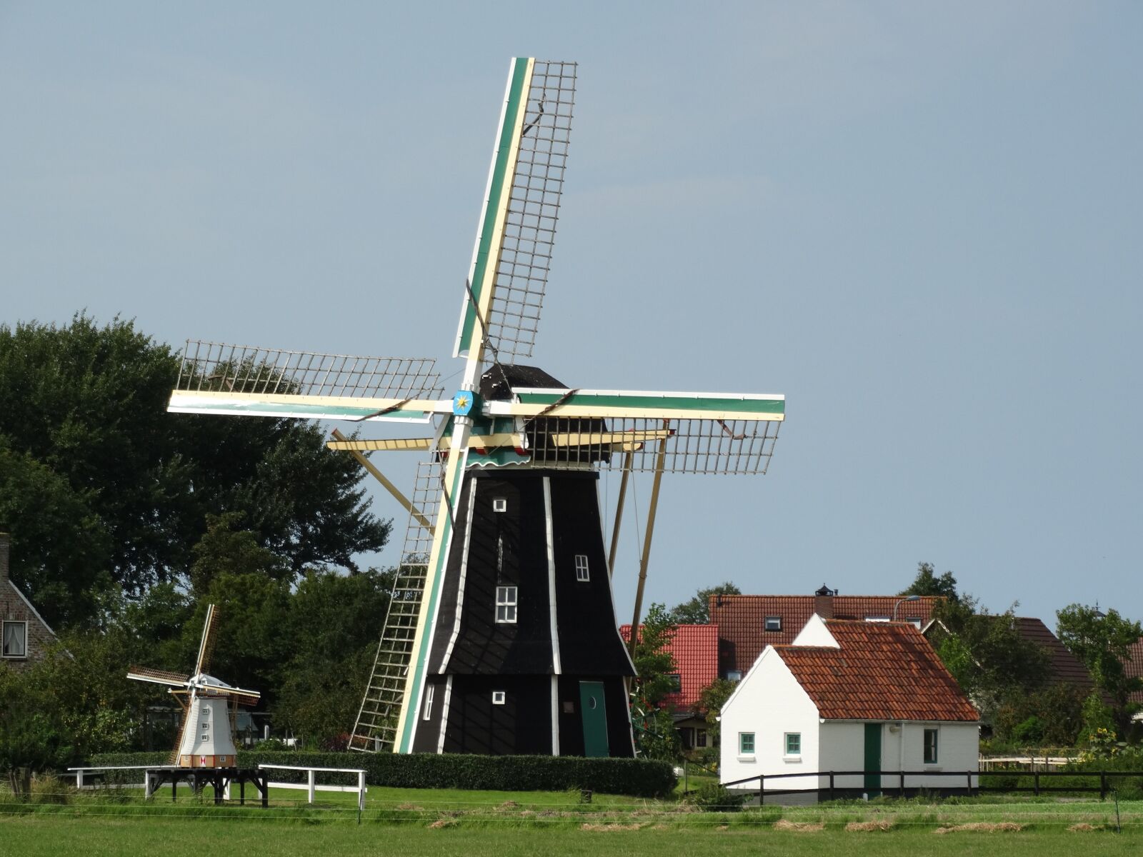 Sony Cyber-shot DSC-HX300 sample photo. Historischemolen, summer, holiday photography
