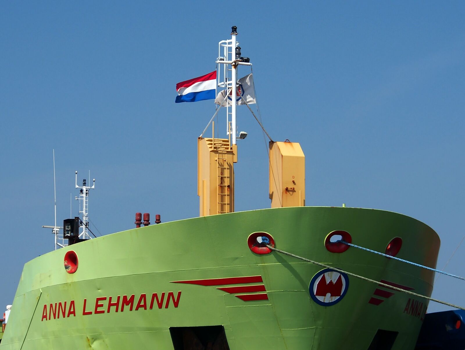 OLYMPUS M.12-50mm F3.5-6.3 sample photo. Anna lehmann, ship, port photography