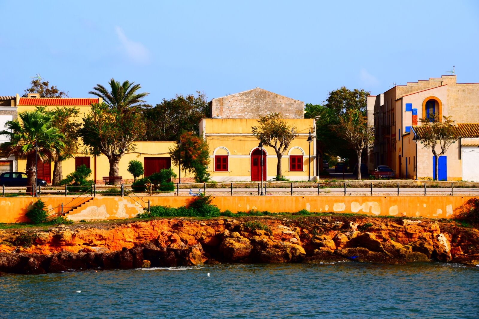 Nikon D3300 sample photo. Houses, coast, color photography