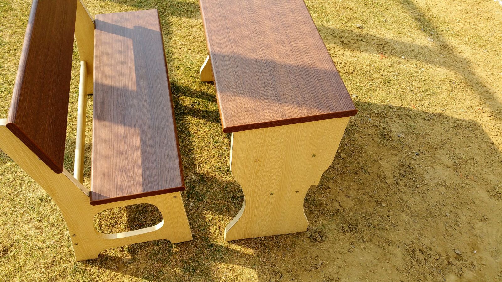 Samsung Galaxy Note4 sample photo. Bench, bright, brown, design photography
