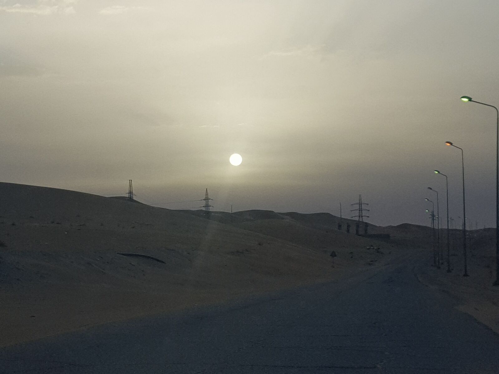 Samsung Galaxy S8+ sample photo. Sun, sunshine, desert photography