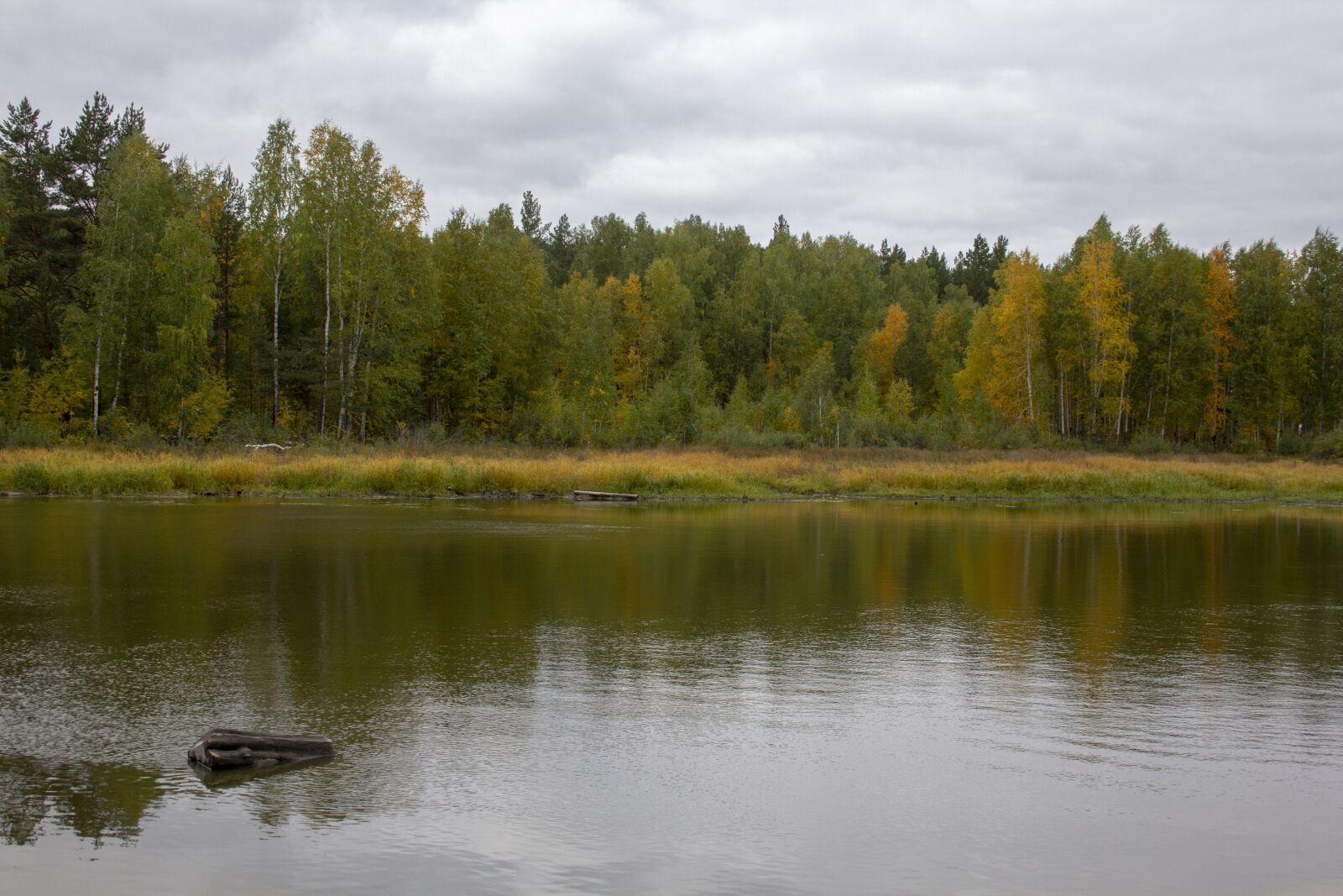 Canon EF-S 18-55mm F3.5-5.6 sample photo. Autumn, body of water photography
