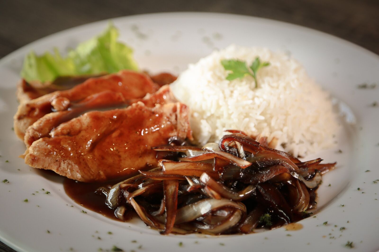 Canon EF 24-105mm F4L IS USM sample photo. Meal, sauce, restaurant photography