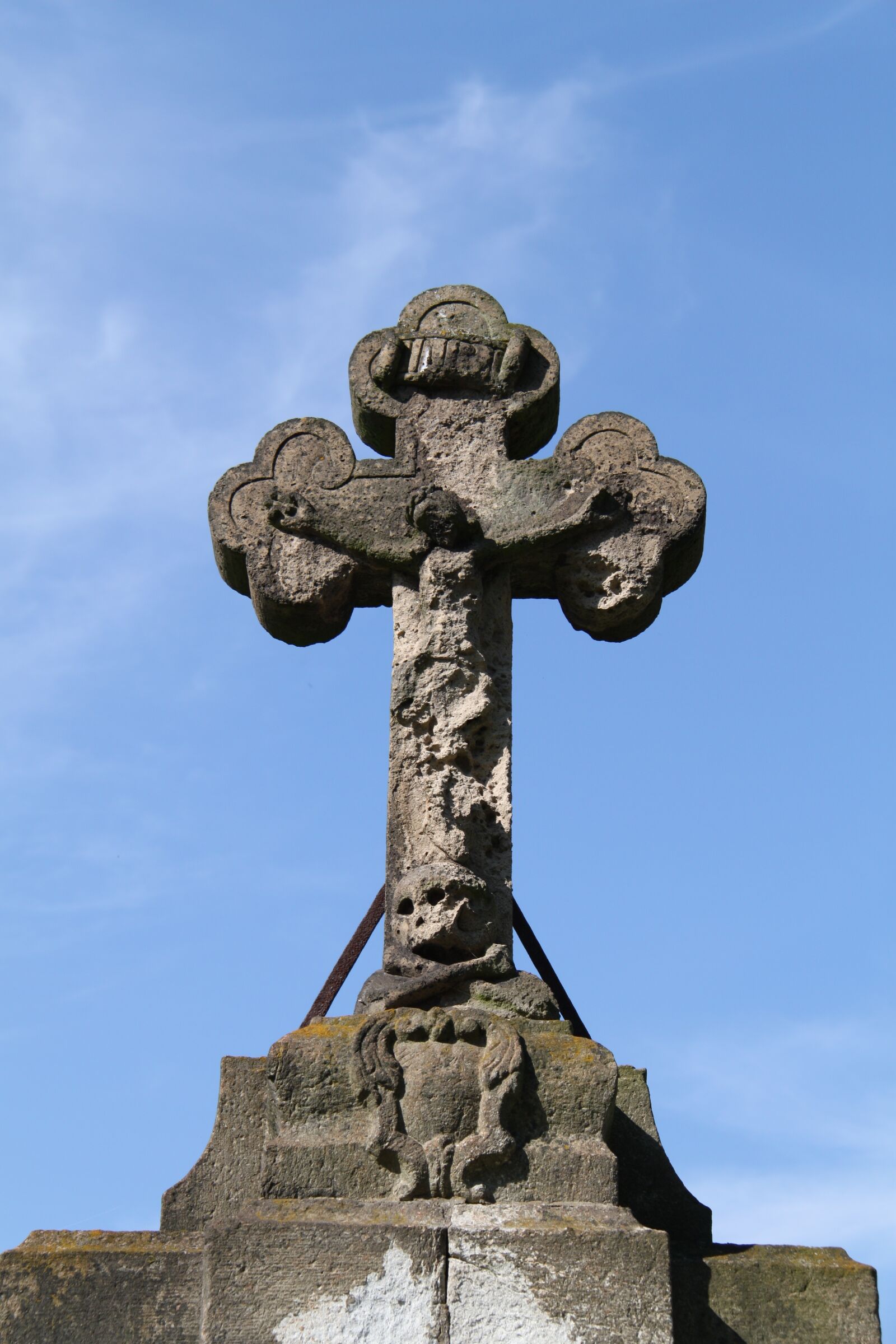 Canon EOS 500D (EOS Rebel T1i / EOS Kiss X3) sample photo. Old cemetery, gelsdorf, church photography