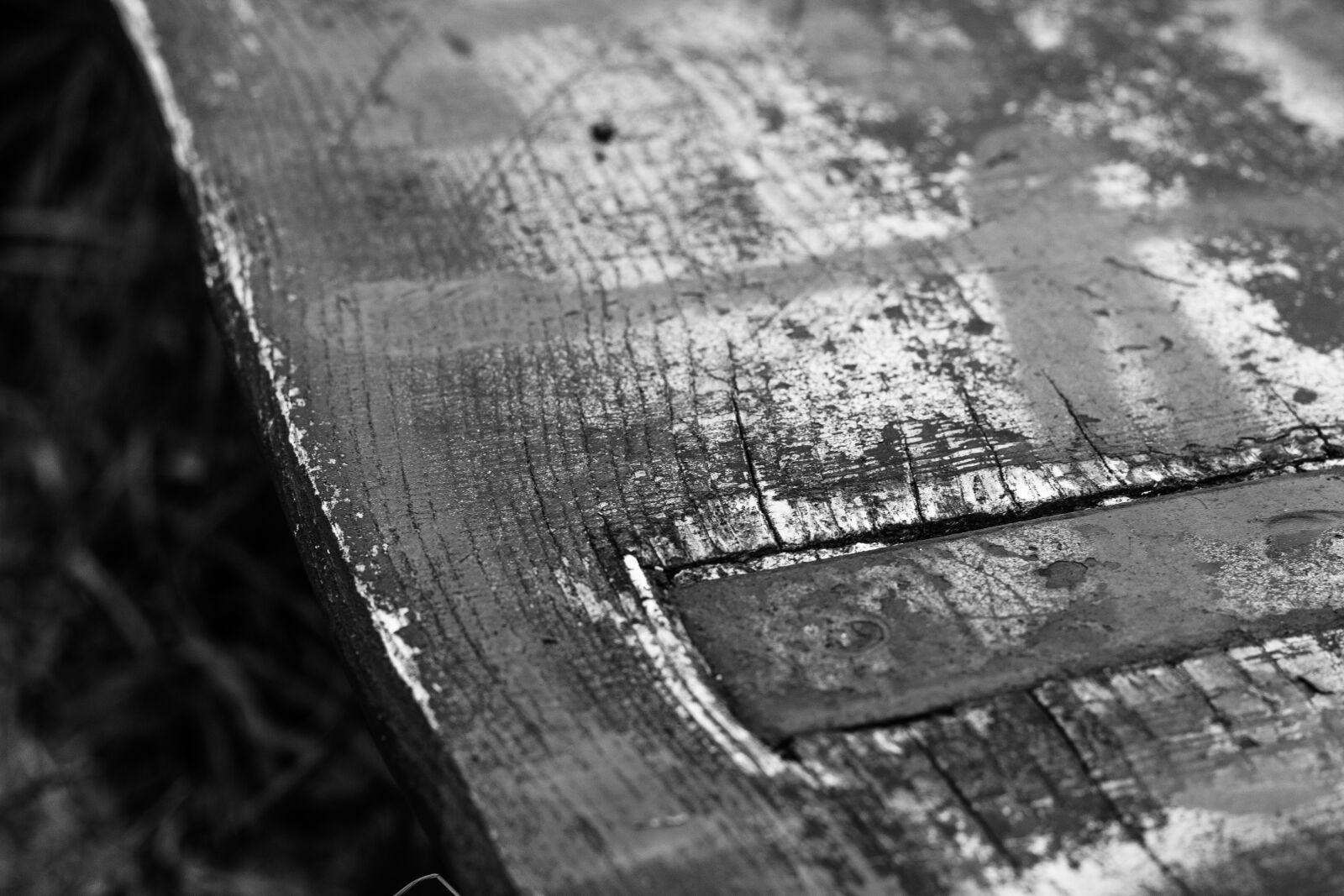 Canon EOS 700D (EOS Rebel T5i / EOS Kiss X7i) + Canon EF 50mm F1.8 STM sample photo. Bench, session, countryside photography