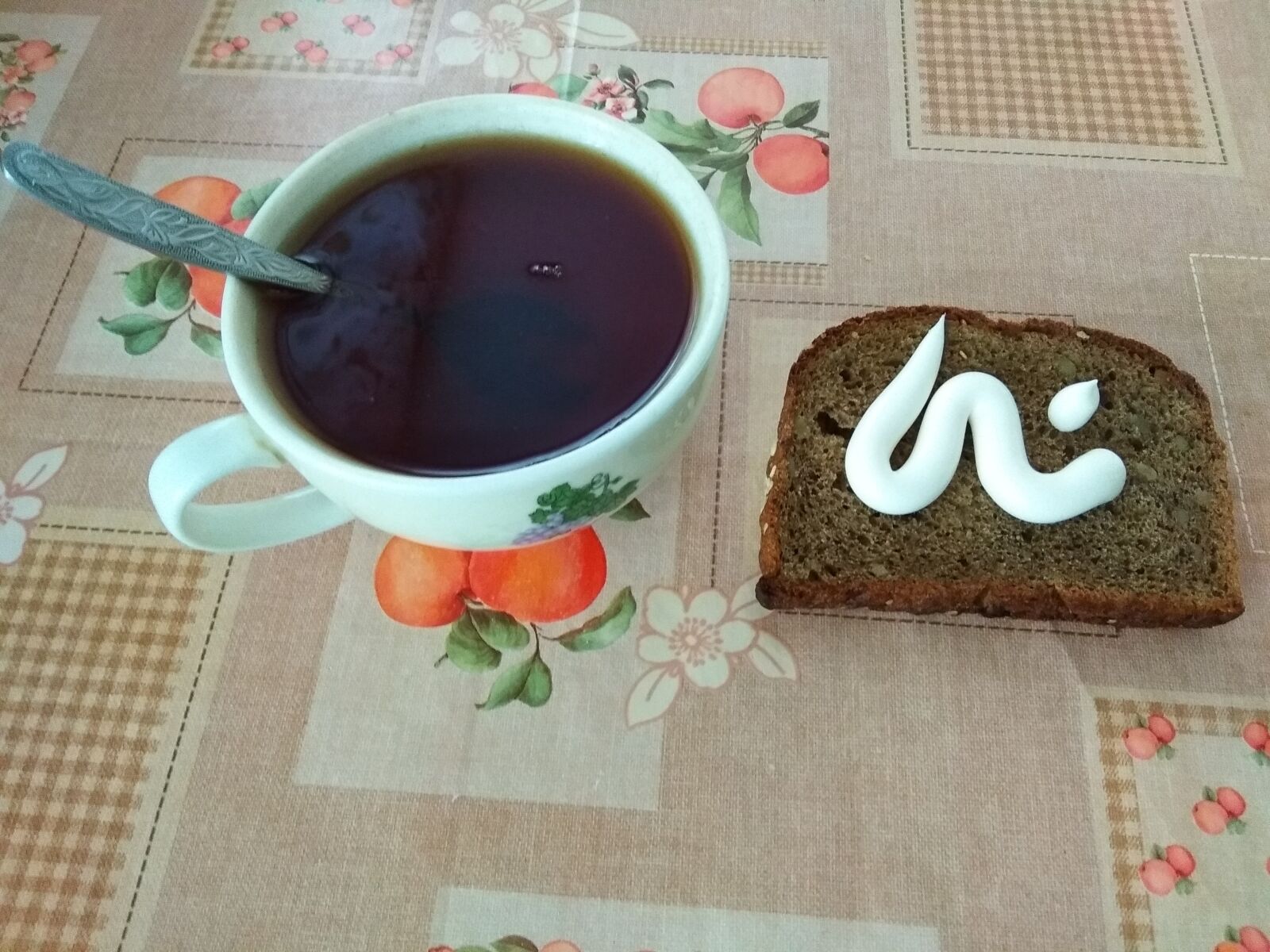 Xiaomi Redmi Note 5A sample photo. Breakfast, tea, sugar photography