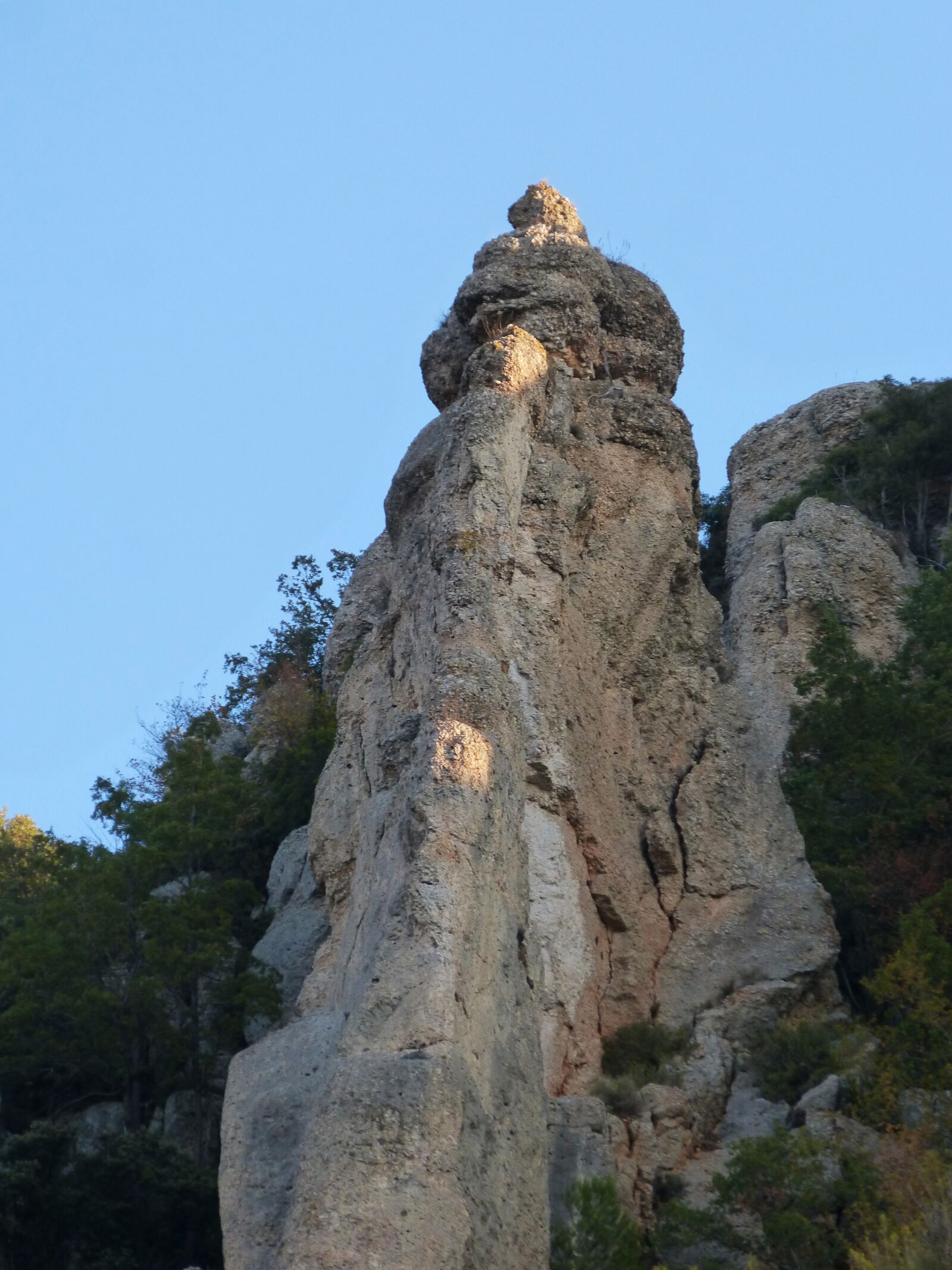 Panasonic DMC-FZ62 sample photo. Rock, lighting, conglomerate photography