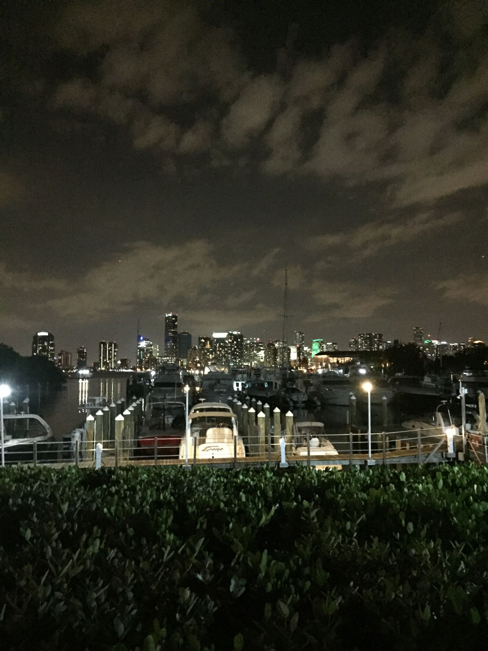 Apple iPhone 6 sample photo. Boats, city, harbor, marina photography