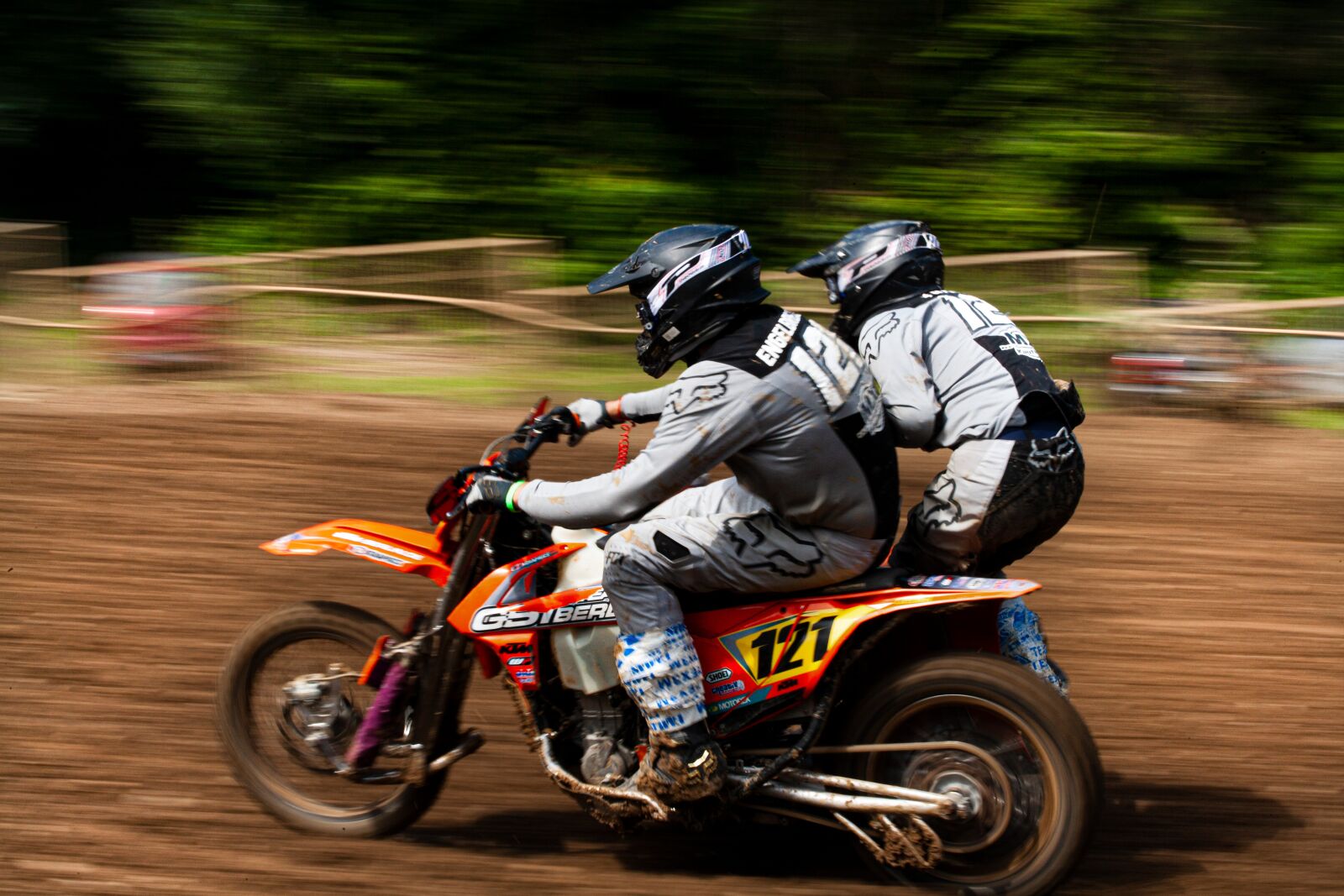 Canon EOS-1Ds Mark II sample photo. Sports shooting, motorsport, motocross photography