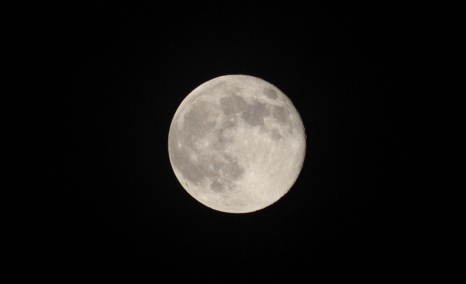 Canon EOS 600D (Rebel EOS T3i / EOS Kiss X5) sample photo. Moon, astronomy, lunar photography