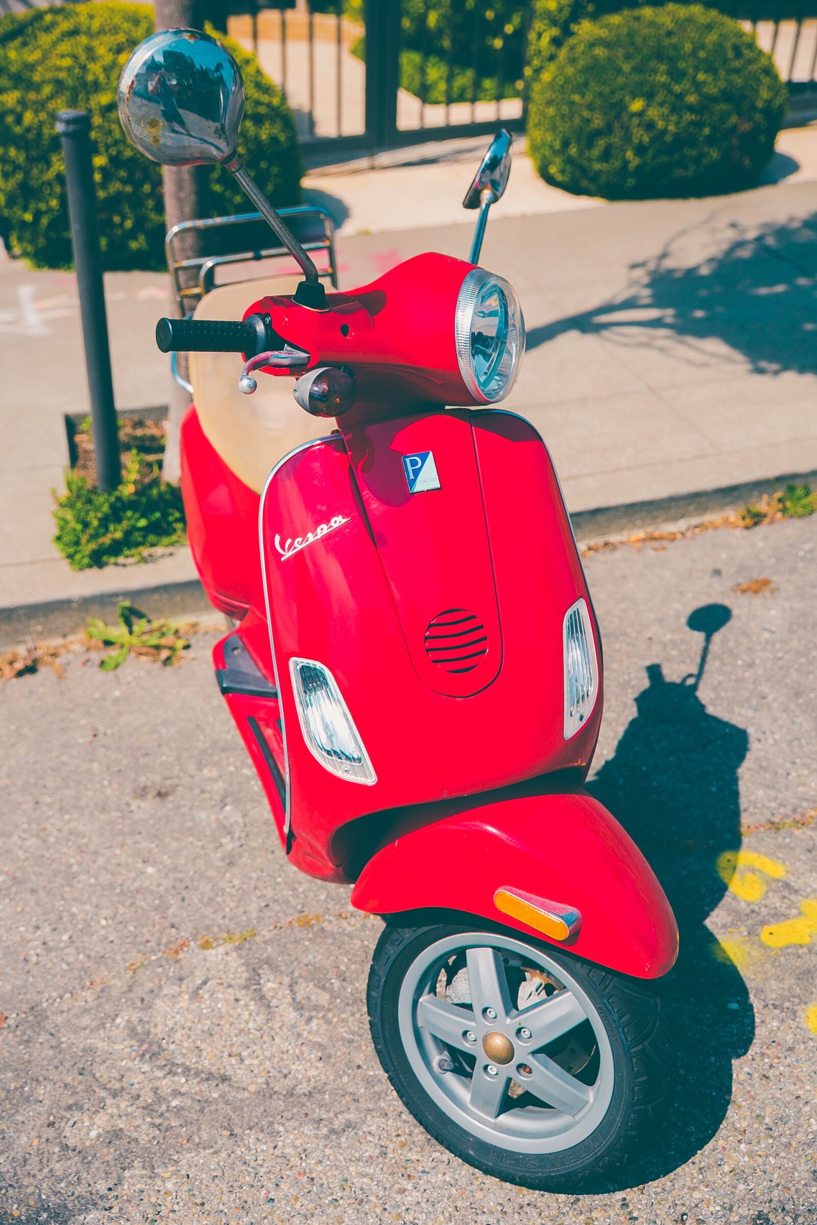 Canon EF 24-70mm F2.8L II USM sample photo. Scooter, street, vehicle photography