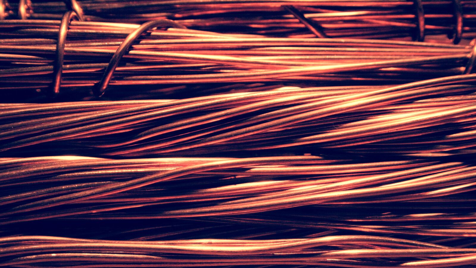 Canon EOS 350D (EOS Digital Rebel XT / EOS Kiss Digital N) sample photo. Wire, copper, electric photography