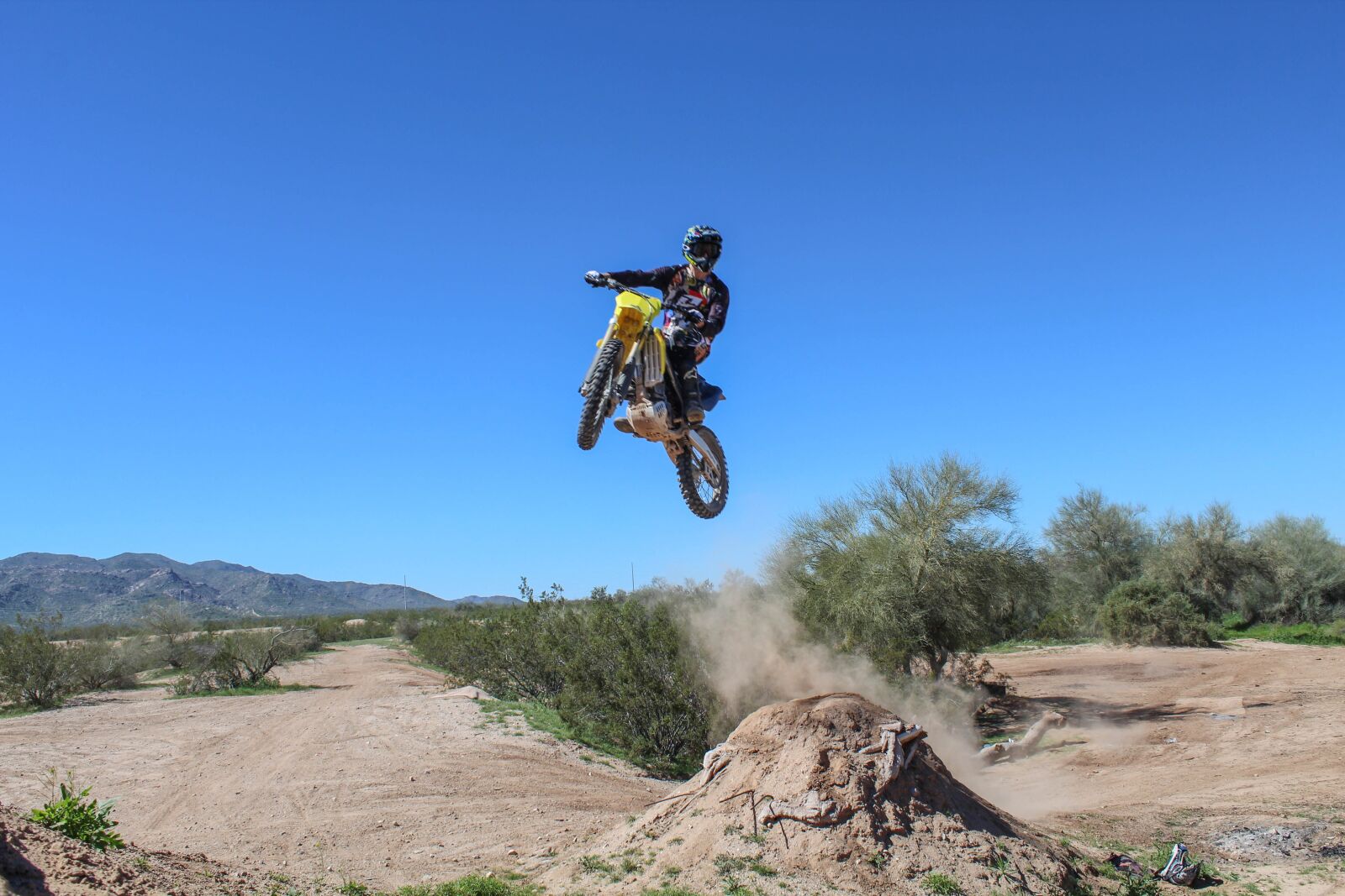 Canon EOS 1200D (EOS Rebel T5 / EOS Kiss X70 / EOS Hi) sample photo. Motocross, freeride, extreme photography