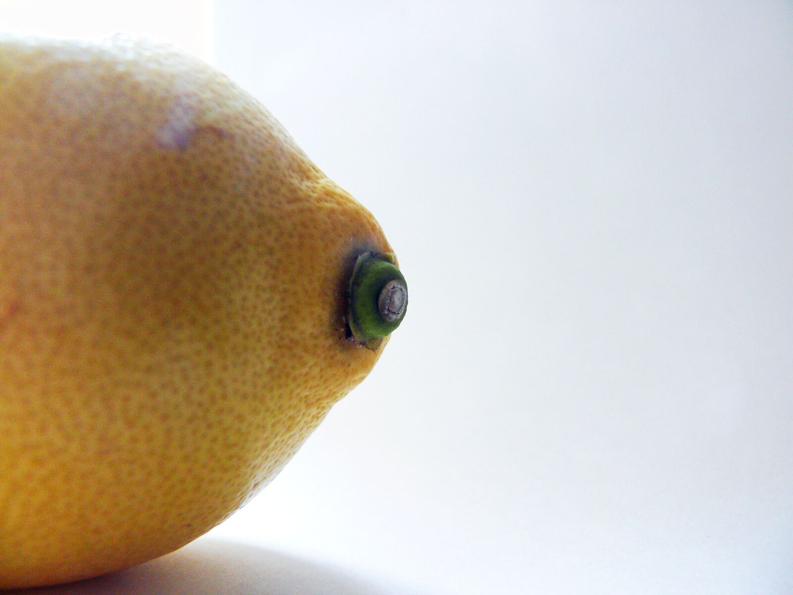 Leica V-LUX 1 sample photo. Juicy, sour, tropical fruit photography