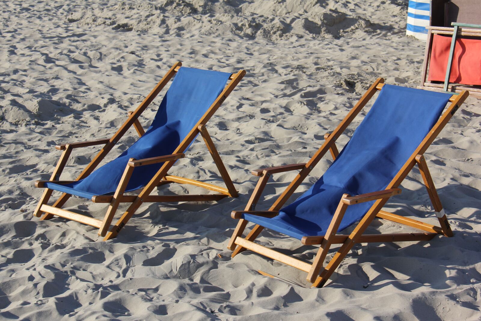 Canon EF-S 18-200mm F3.5-5.6 IS sample photo. Borkum, summer, mood photography