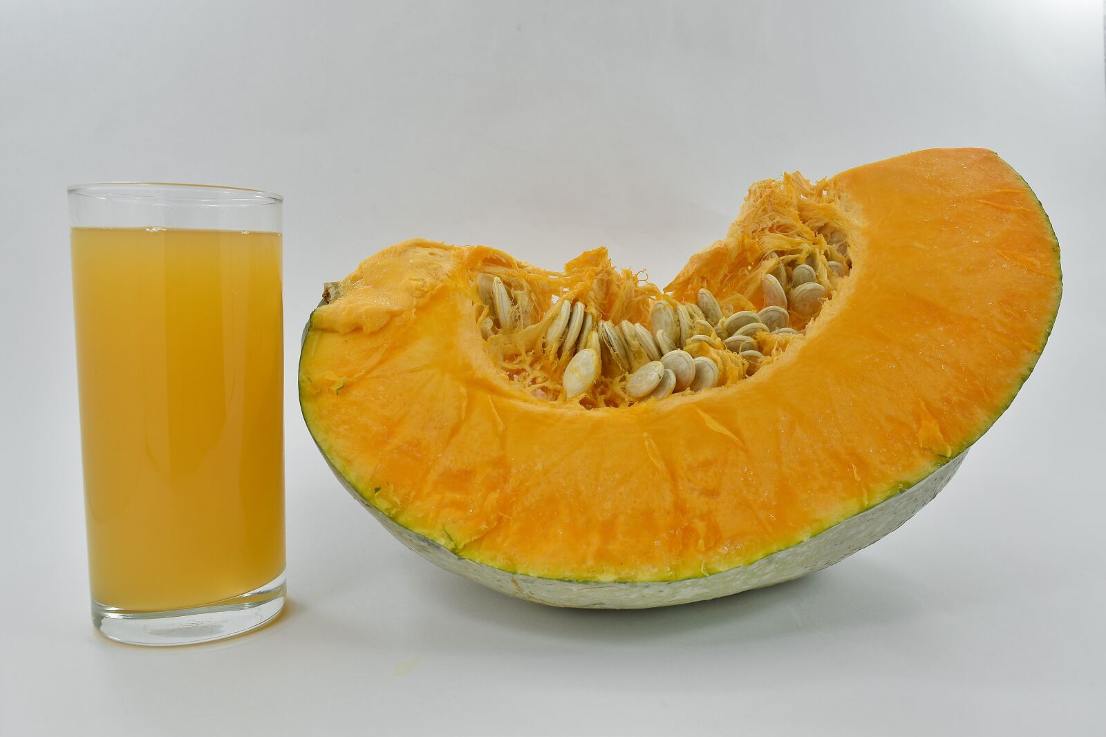 Nikon D5500 sample photo. Drink, pumpkin, syrup, vitamin photography