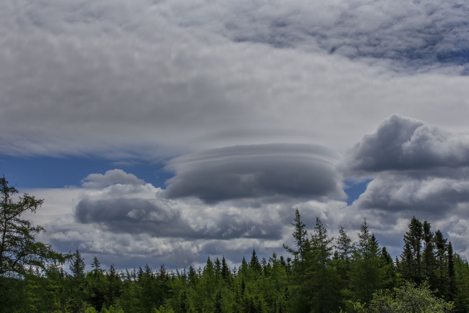 Canon EOS-1D X sample photo. Cloud, sky, grey clouds photography