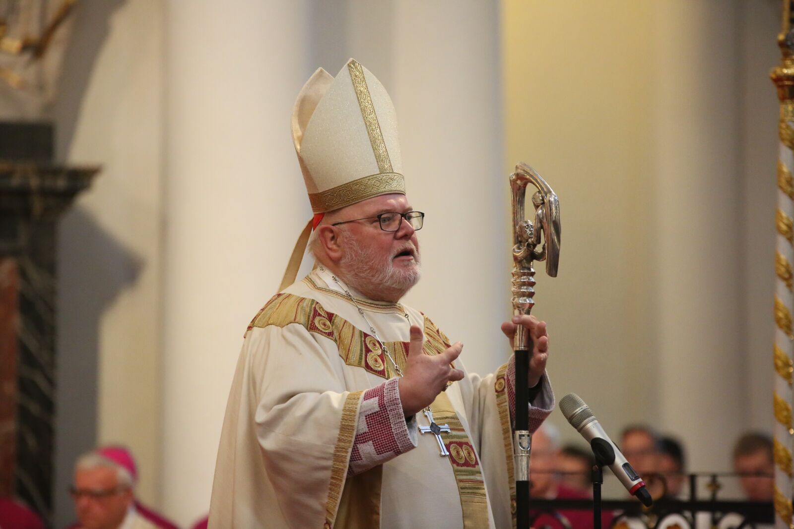Canon EOS 5D Mark III sample photo. Cardinal marx, church, believe photography
