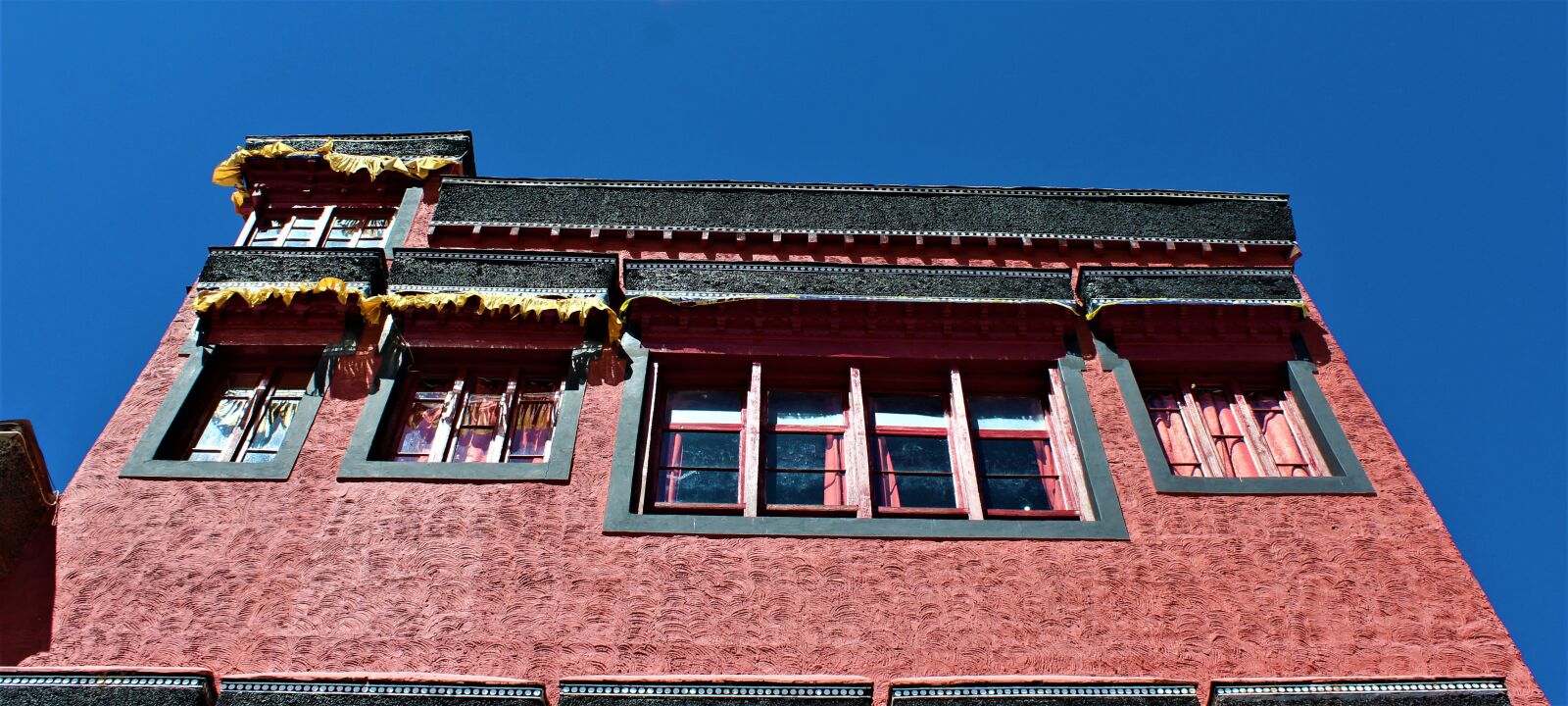 Canon EOS 1200D (EOS Rebel T5 / EOS Kiss X70 / EOS Hi) sample photo. Monastery, nawab, ladakh photography