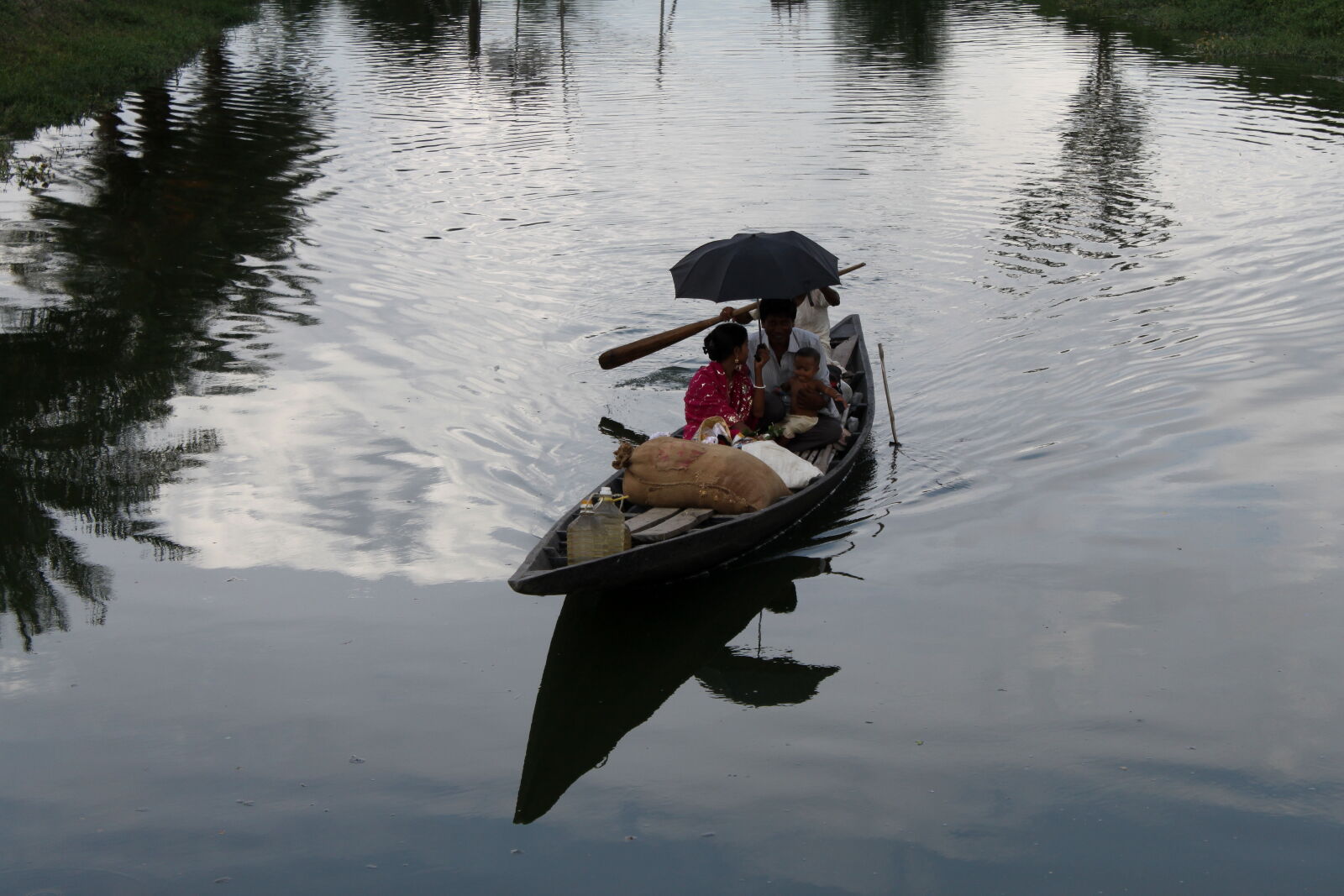 Canon EOS 500D (EOS Rebel T1i / EOS Kiss X3) sample photo. Bangladesh, canal, fisherman, nature photography
