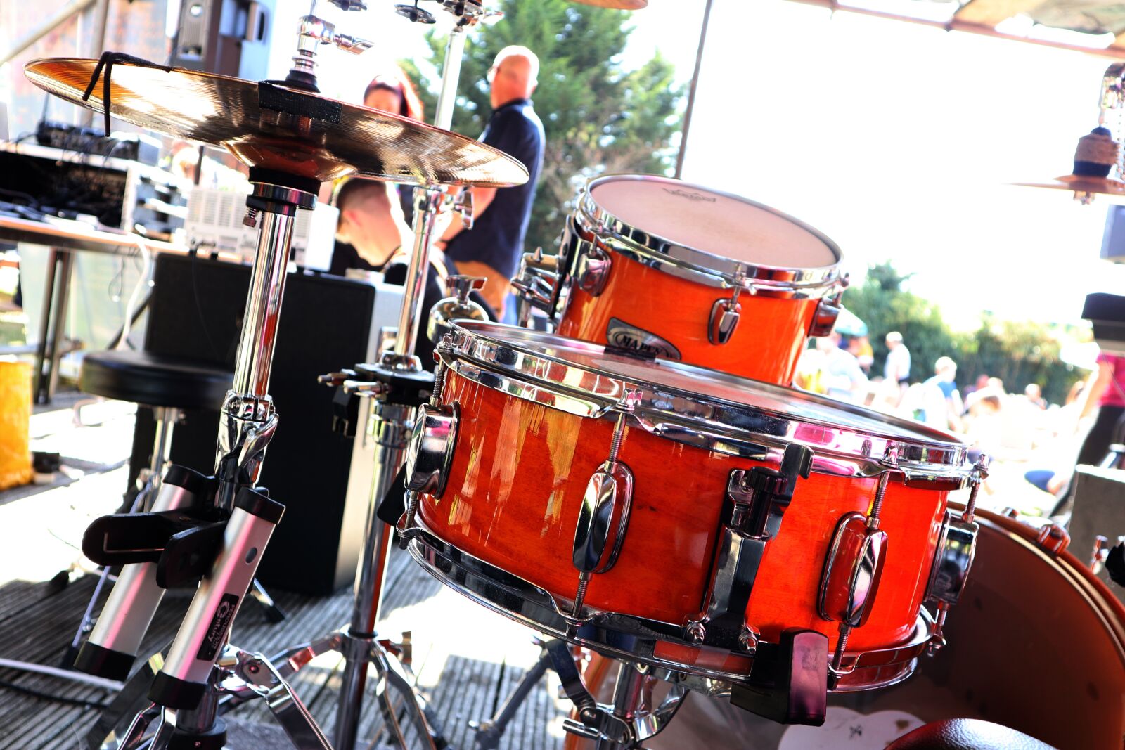 Canon EOS M100 sample photo. Drums, band, music photography