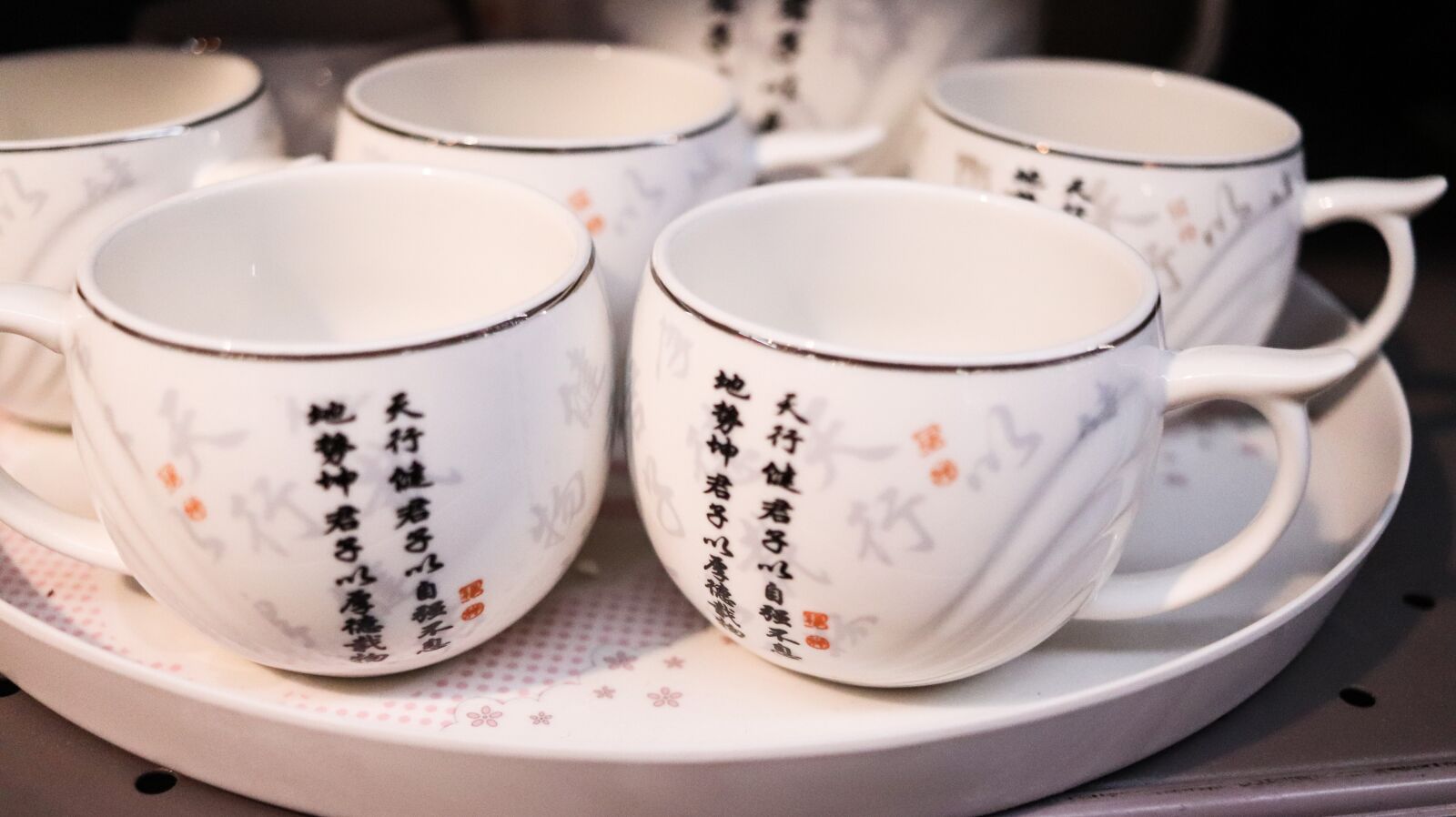 Canon EF-S 24mm F2.8 STM sample photo. Cup, plate, bowl photography