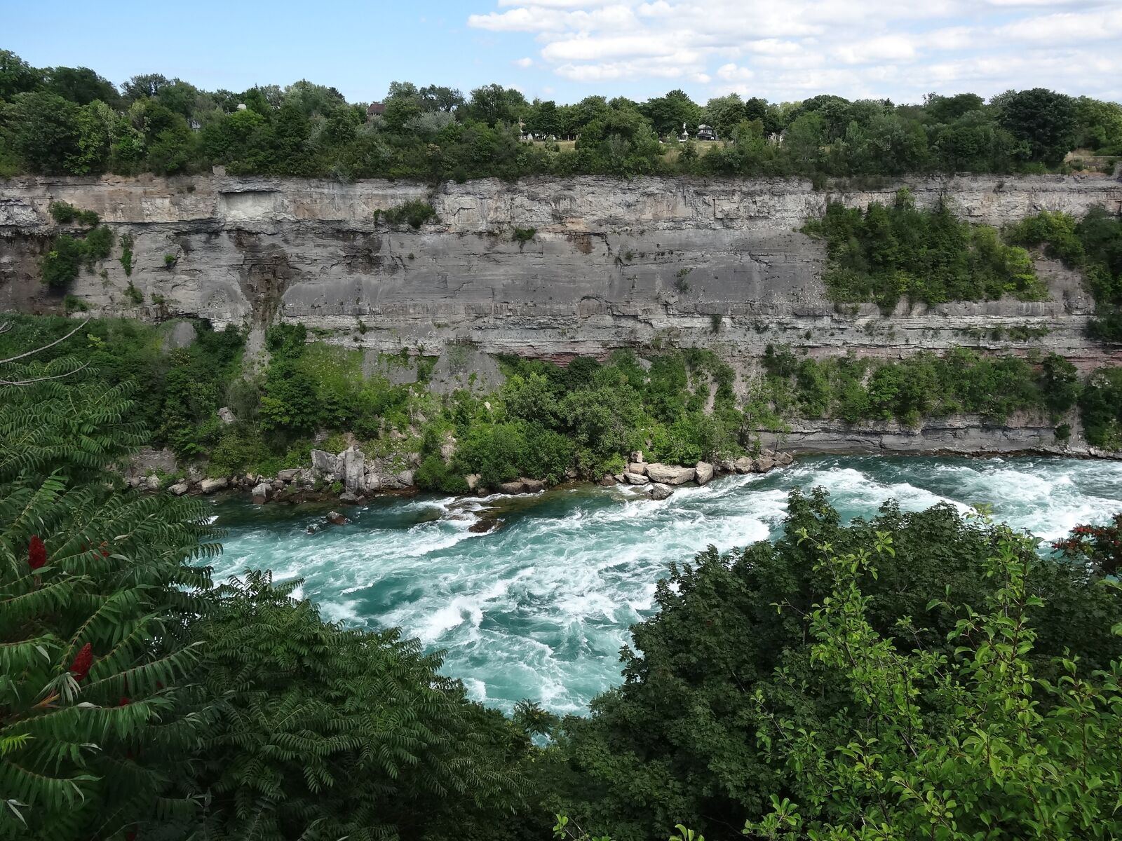 Sony Cyber-shot DSC-HX20V sample photo. Niagara river, river, blue photography