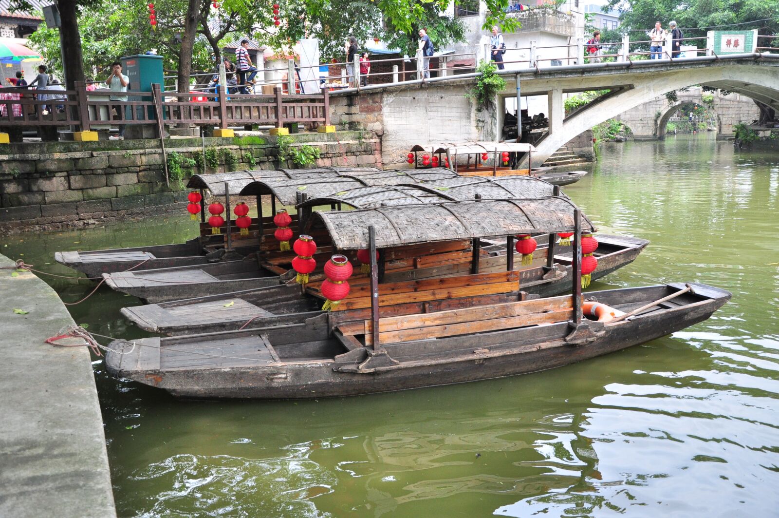Nikon D90 sample photo. Chinese boats, traditional boats photography