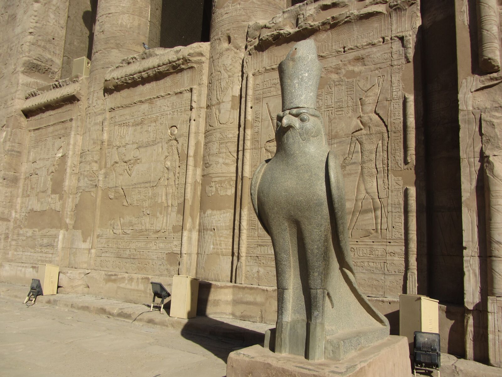 Canon PowerShot SX220 HS sample photo. Egypt, horus, old photography