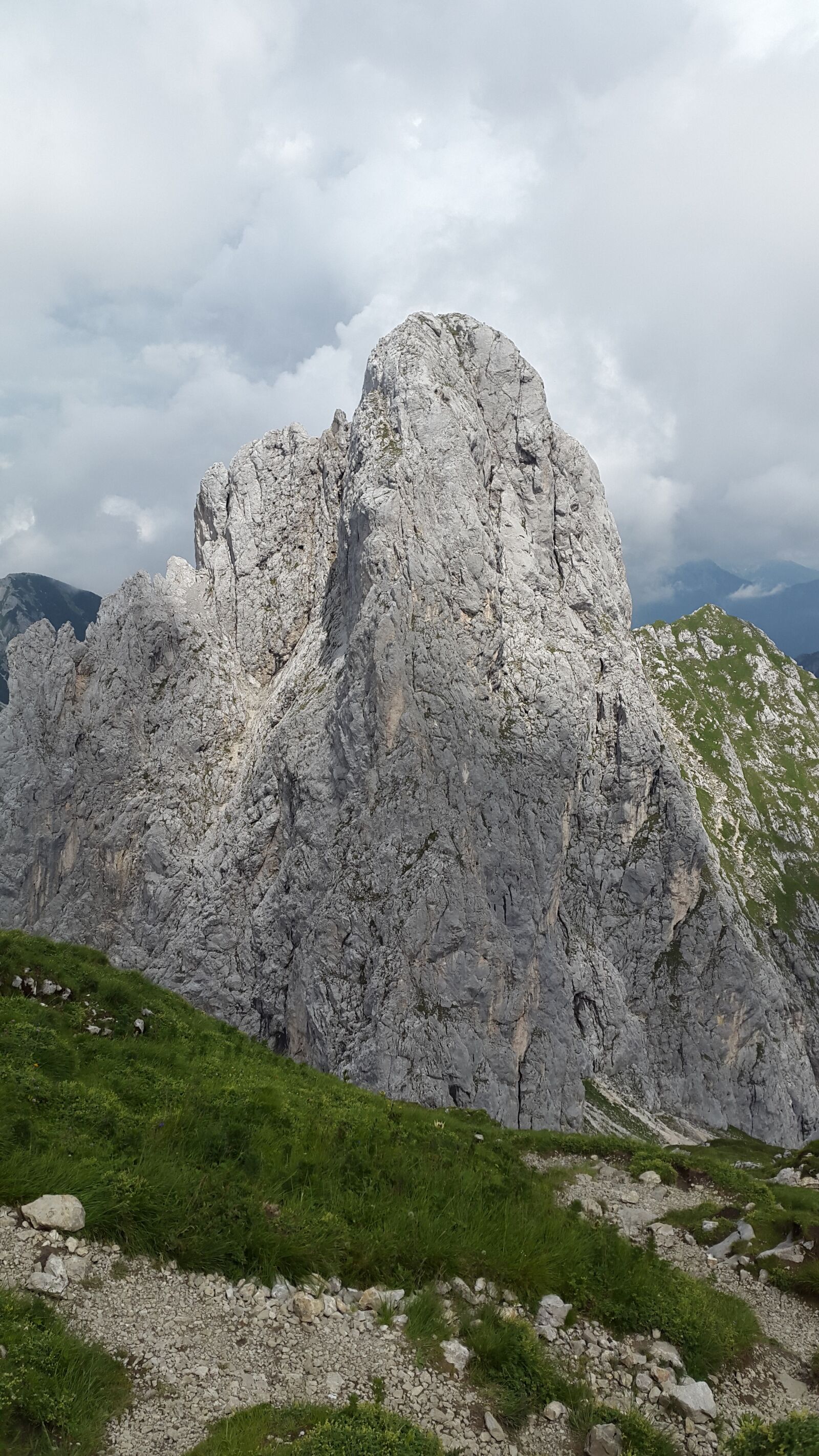 Samsung Galaxy Alpha sample photo. Gimpel, tannheim, alpine photography