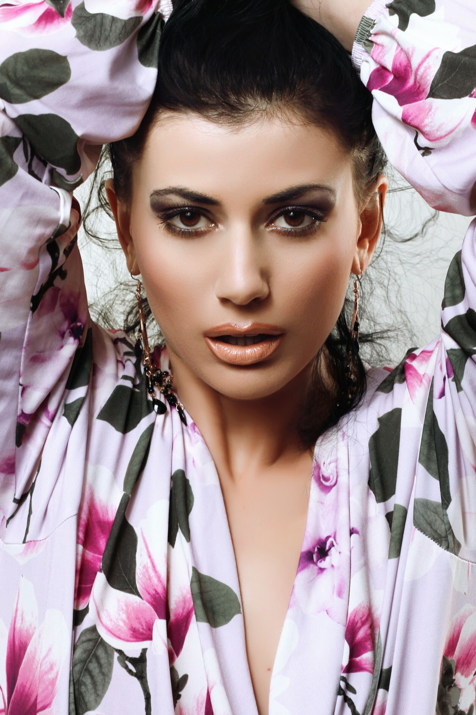 Canon EOS 5D Mark II sample photo. Model, makeup, fashion photography