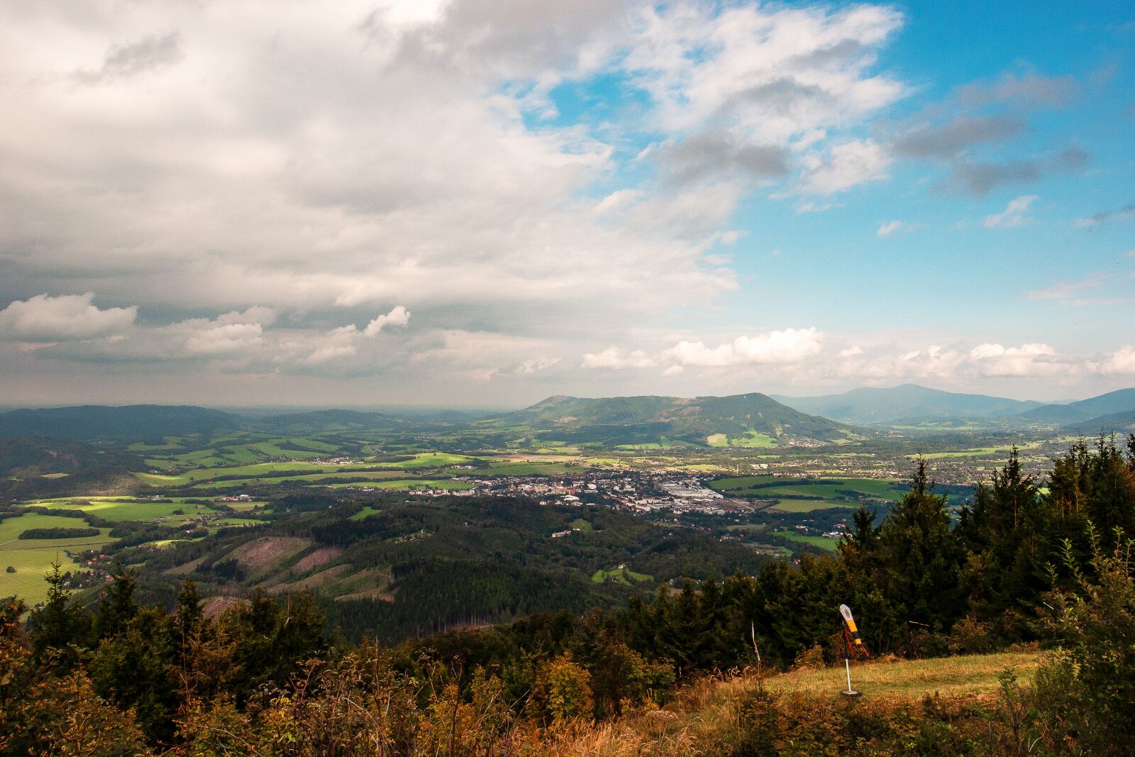 Tamron SP 15-30mm F2.8 Di VC USD sample photo. Landscape, beskydy, the peaks photography