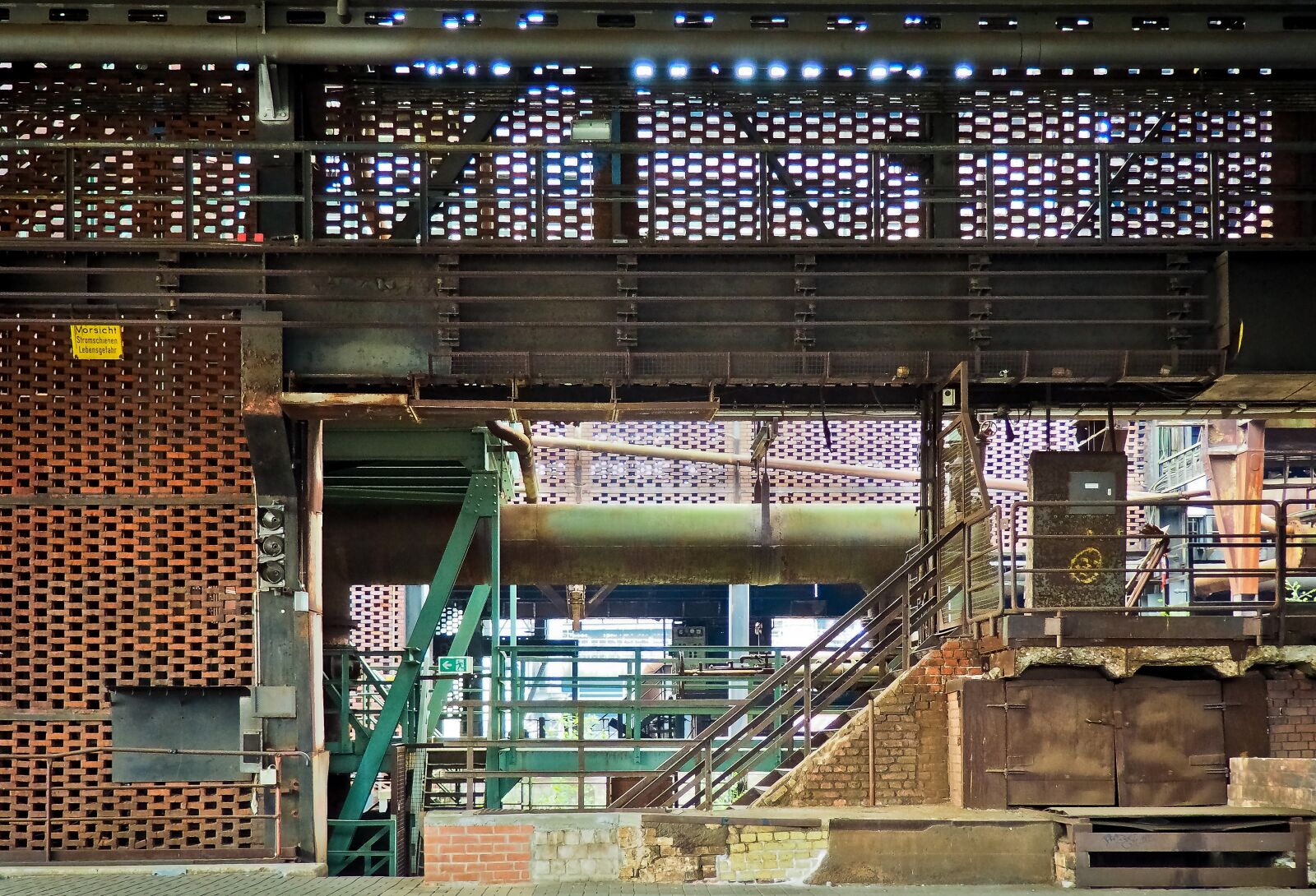 Olympus OM-D E-M10 sample photo. Architecture, steel mill, factory photography