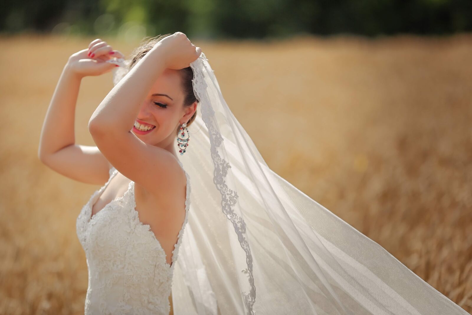 Canon EOS 5D Mark III sample photo. Field, bride, veil, wedding photography
