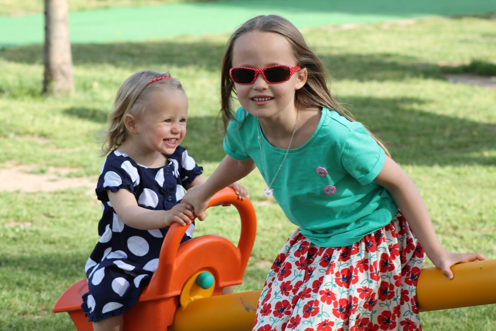 Canon EF75-300mm f/4-5.6 sample photo. Child, summer, entertainment photography