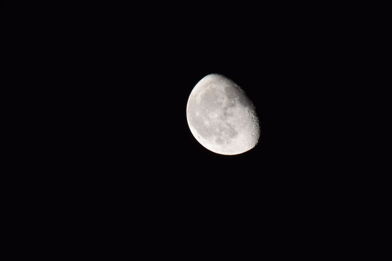 Nikon D5300 sample photo. Moon, waning gibbous, moonlight photography