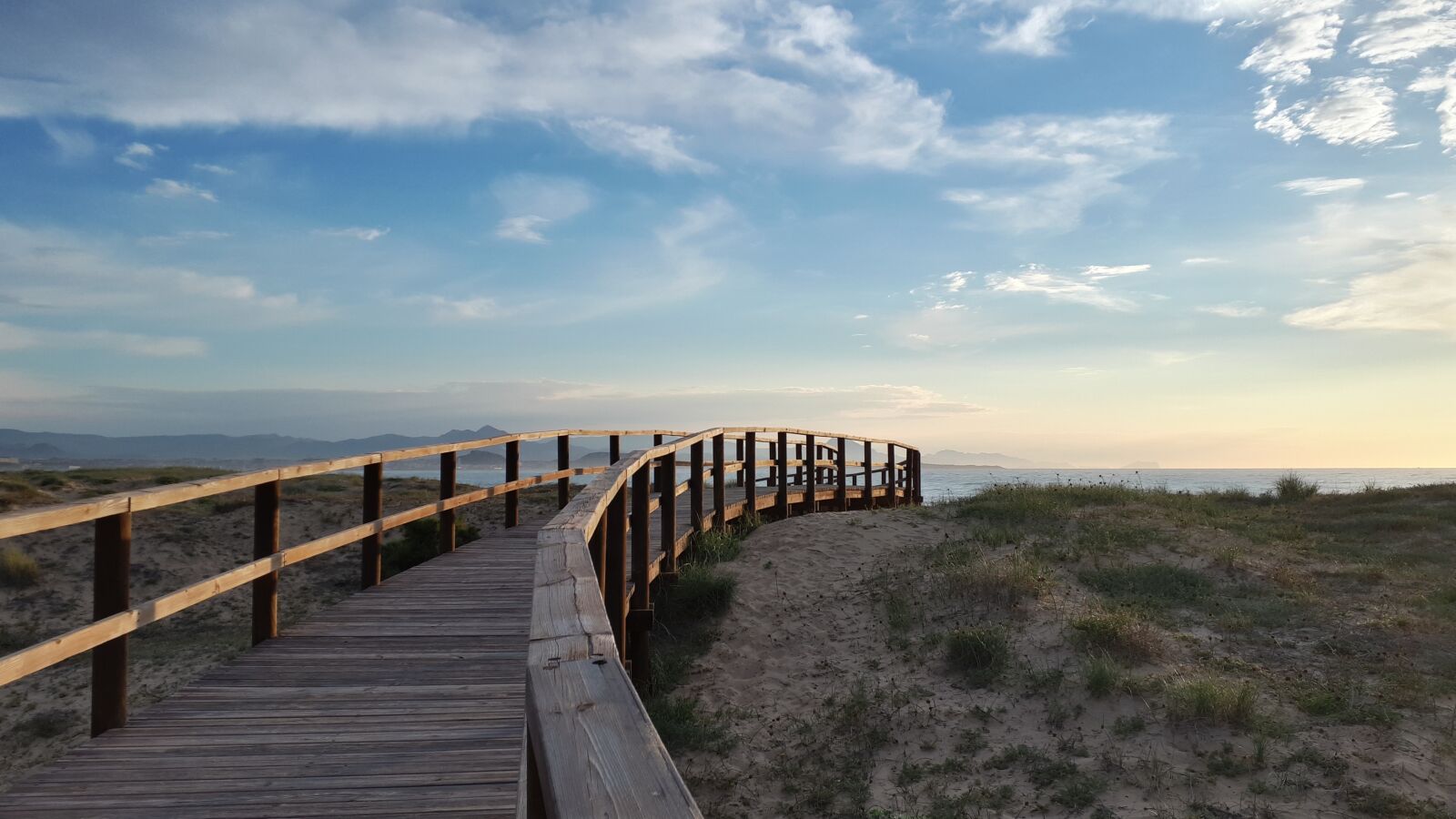 Samsung Galaxy A5(2017) sample photo. Sea, beach, summer photography