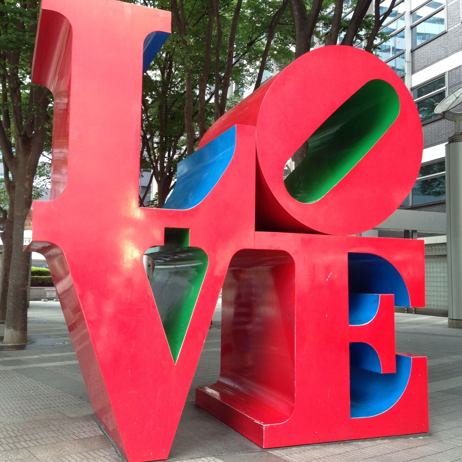 iPhone 5c back camera 4.12mm f/2.4 sample photo. Shinjuku island tower, love photography