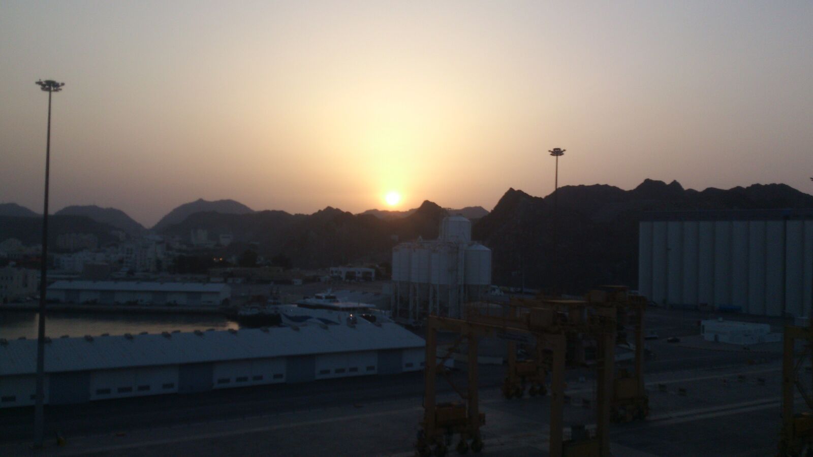 Sony Ericsson Xperia S sample photo. United arab emirates, dubai photography