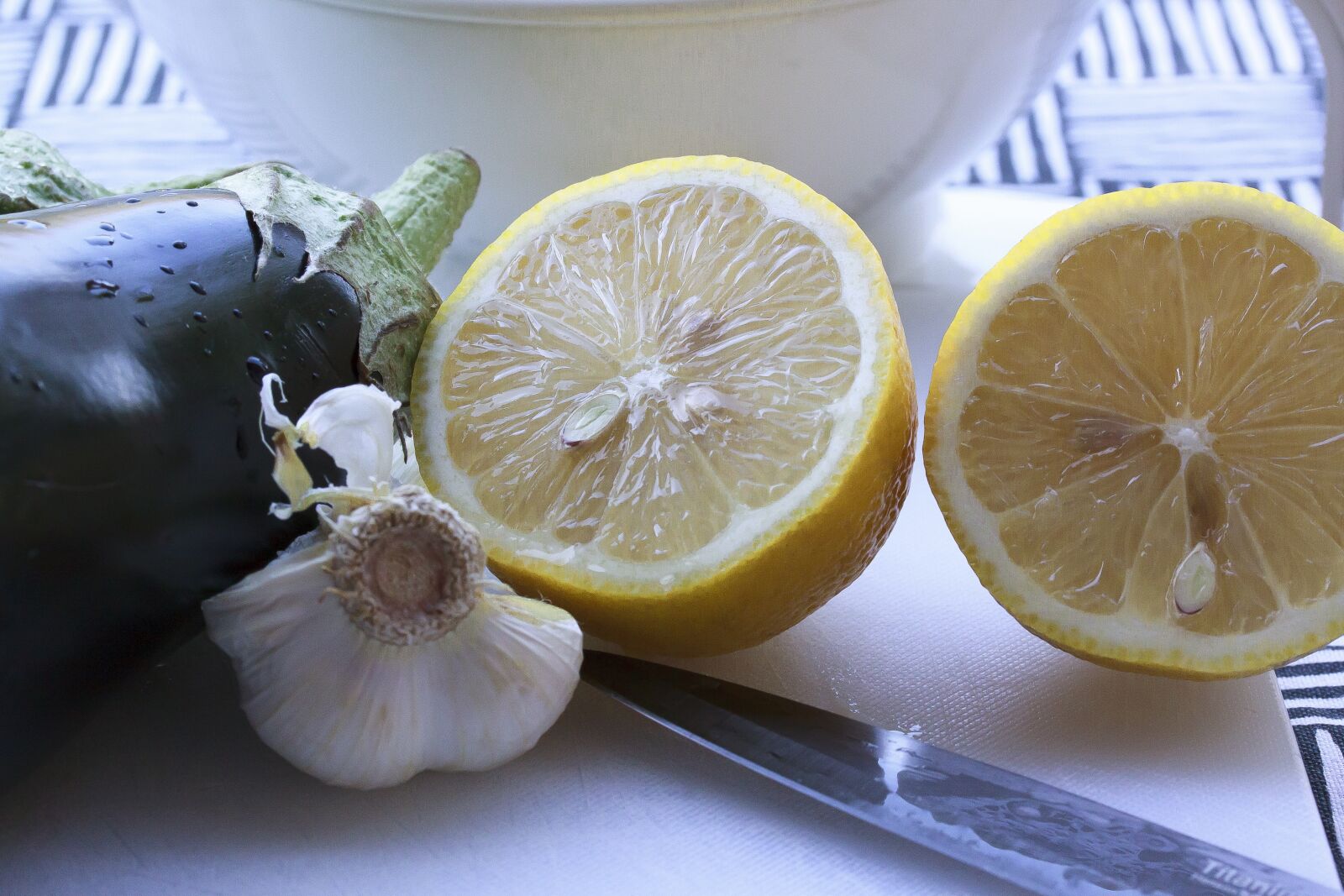 Canon EOS 50D sample photo. Eggplant, lemon, garlic photography