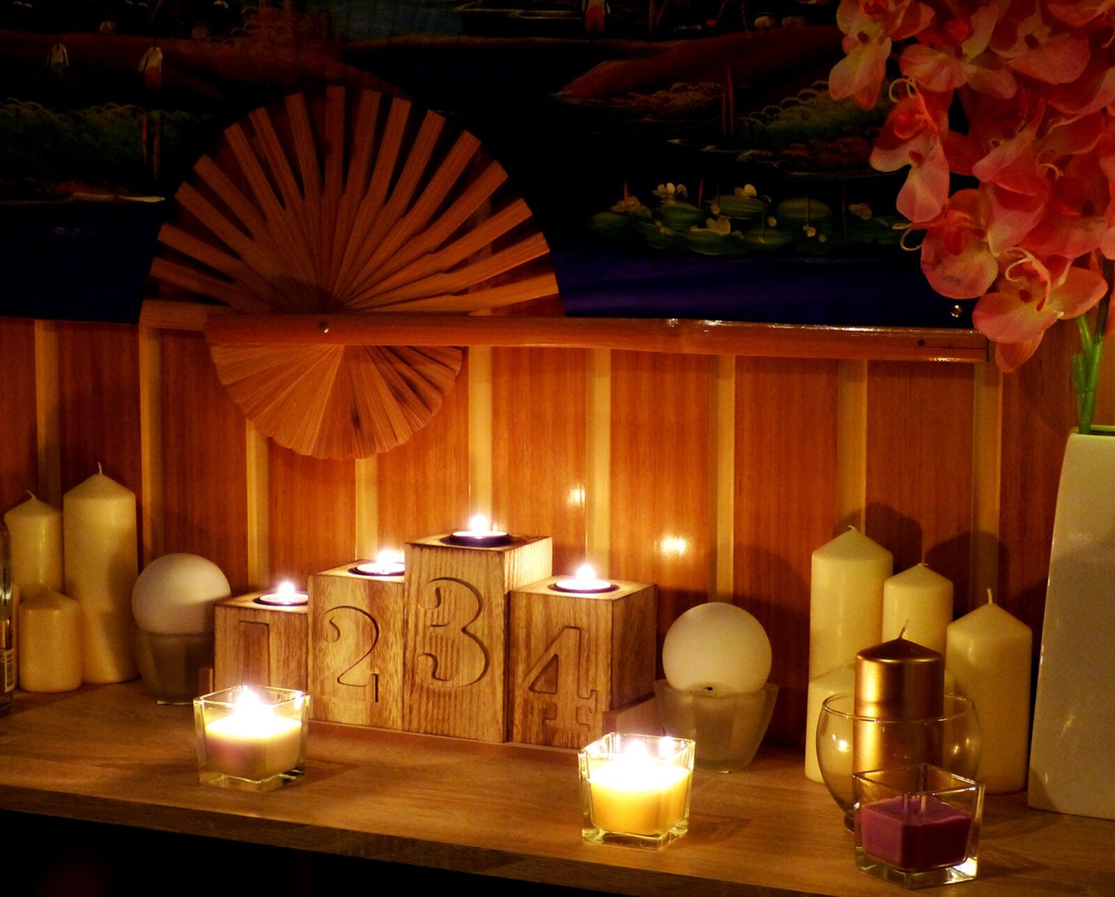 Panasonic Lumix DMC-FZ150 sample photo. Massage budapest, thai massage photography