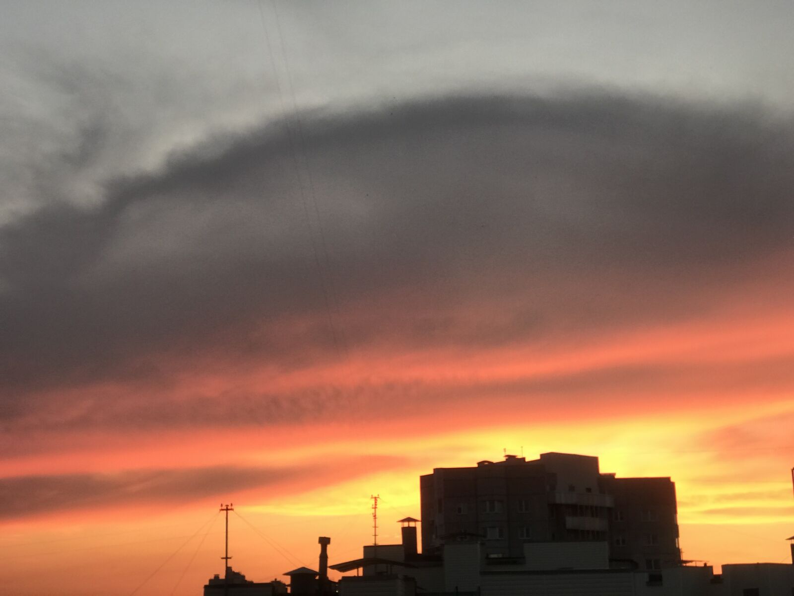 Apple iPhone 7 Plus sample photo. Sky, sunset, color photography