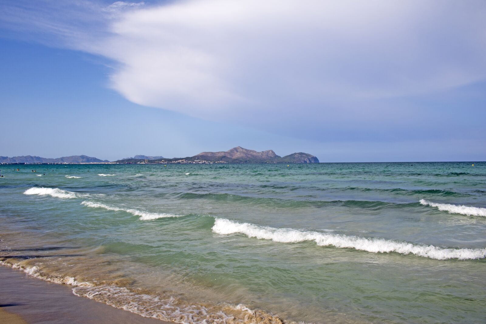 Canon EOS 750D (EOS Rebel T6i / EOS Kiss X8i) sample photo. Mallorca, beach, playa de photography