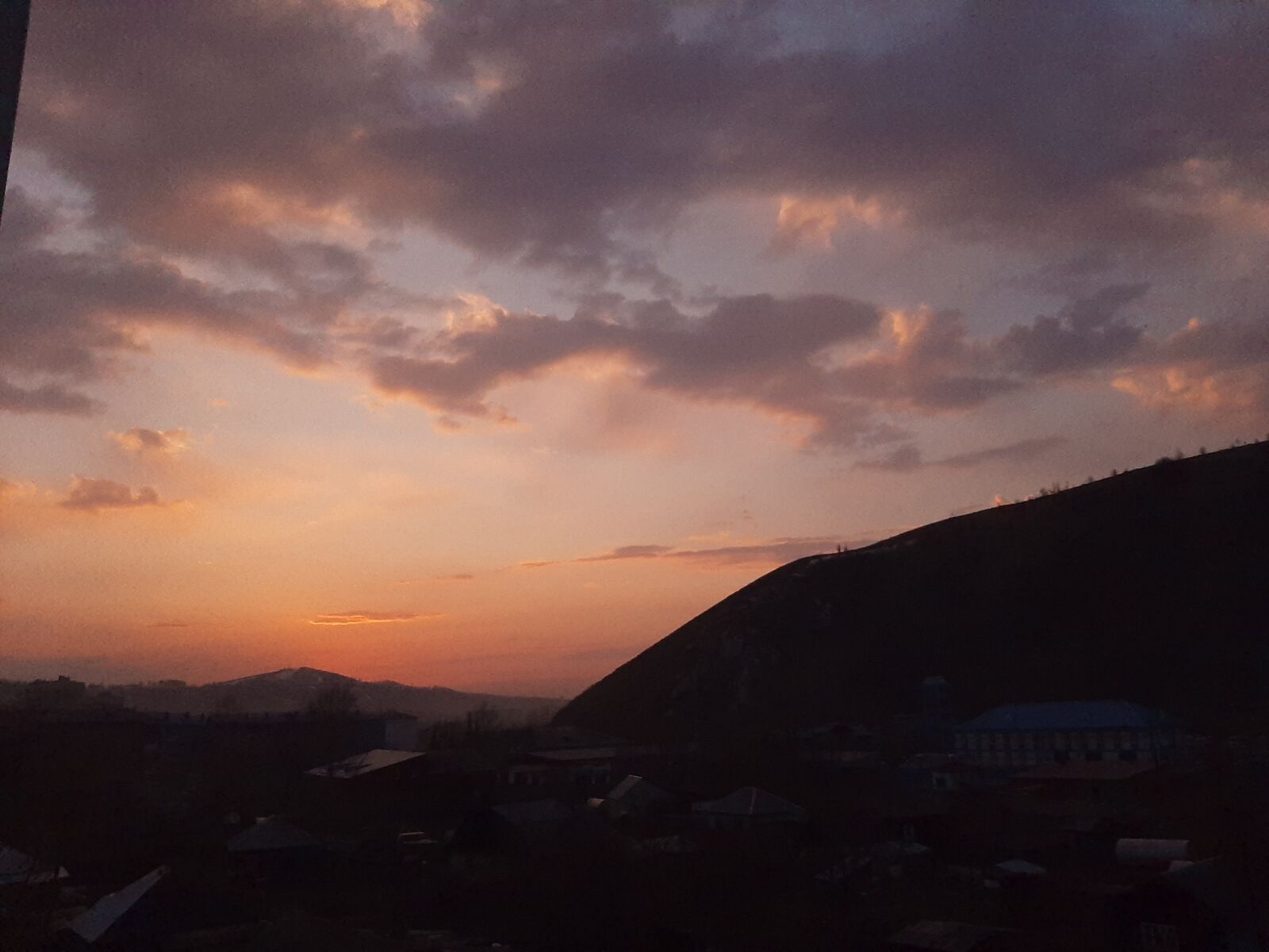 Samsung SM-A307FN sample photo. Sky, clouds, cover photography